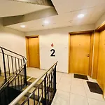 Spacious & Modern 1 Bedroom Near Lauluvaeljak- דירה *