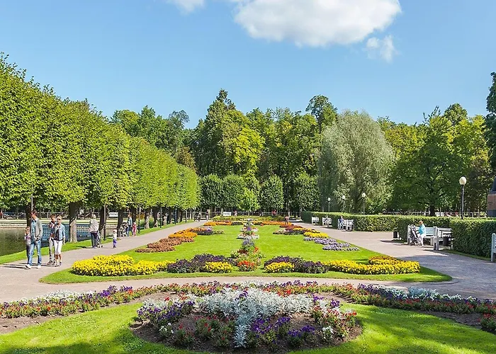 아파트 Spacious & Modern 1 Bedroom Near Lauluvaeljak- *