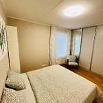 Appartement Spacious & Modern 1 Bedroom Near Lauluvaeljak- *